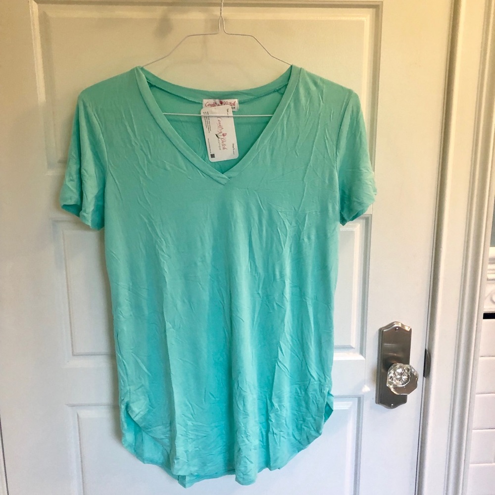 Country Dutch Boutique tee shirt